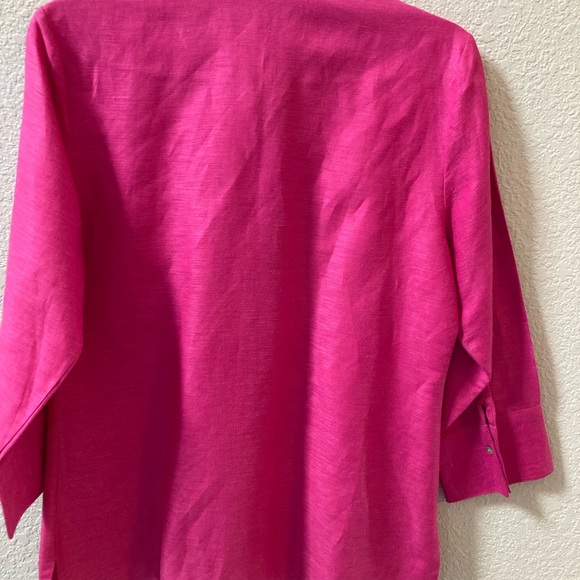 Laura Scott blouse is so pretty! Size 6 with beading embroideries pretty! - Picture 5 of 6